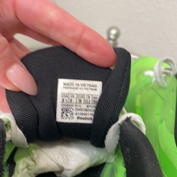 Reebok Women's UL 6000 Classic Shoe, Green - Picture 10 of 10